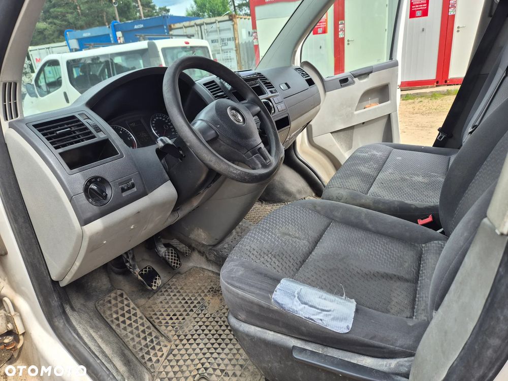 Volkswagen Transporter - 6