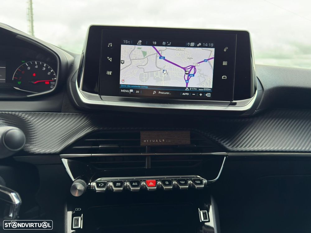 Peugeot 2008 1.5 BlueHDi Active Pack - 17