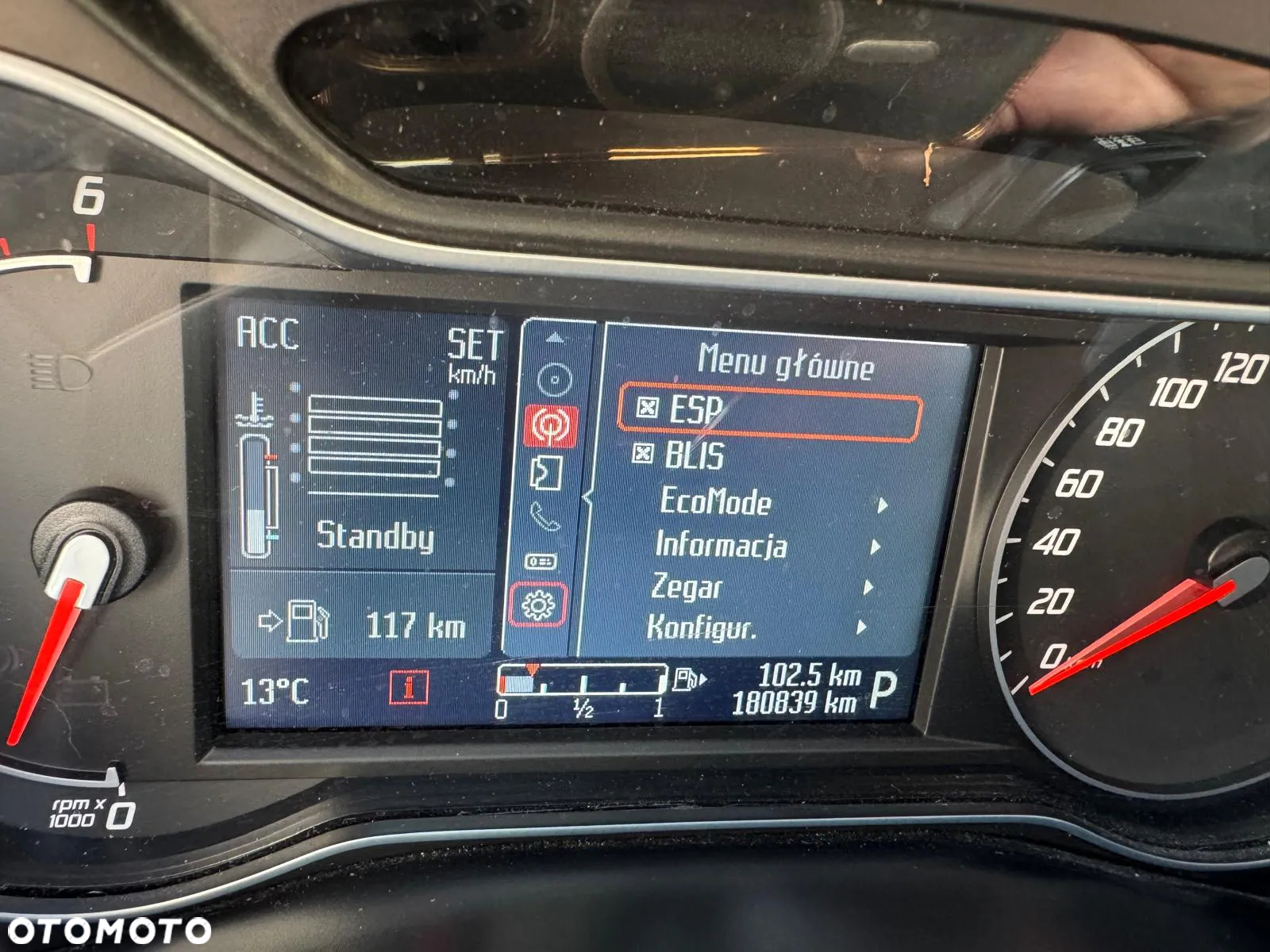 Ford S-Max 2.0 TDCi DPF Titanium - 27
