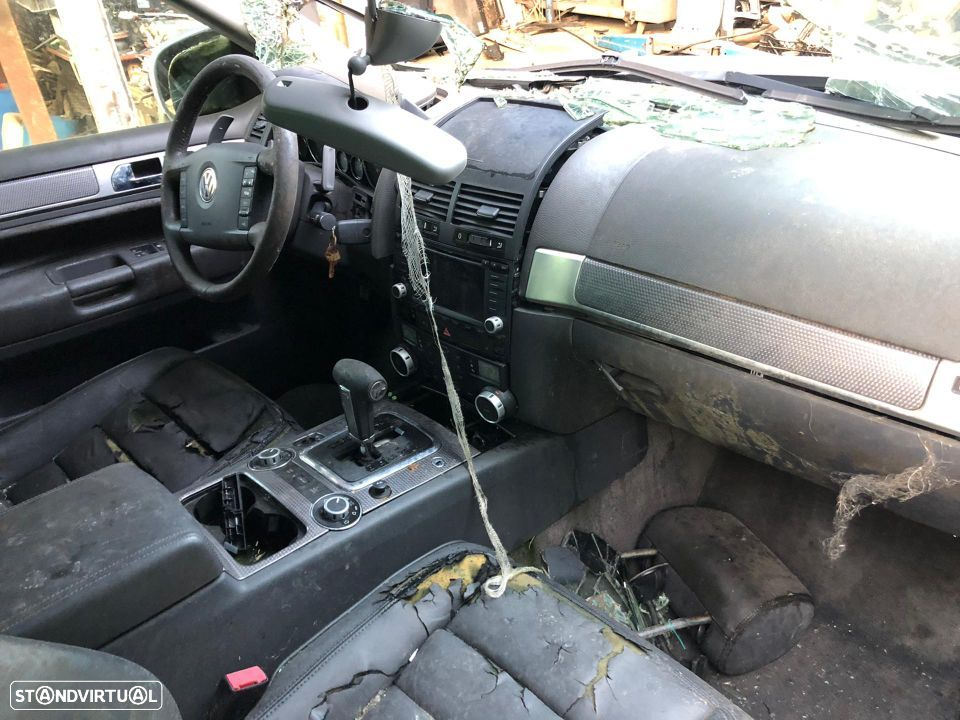 VW Touareg 5.0 TDI V10 de 2009 para peças - 4