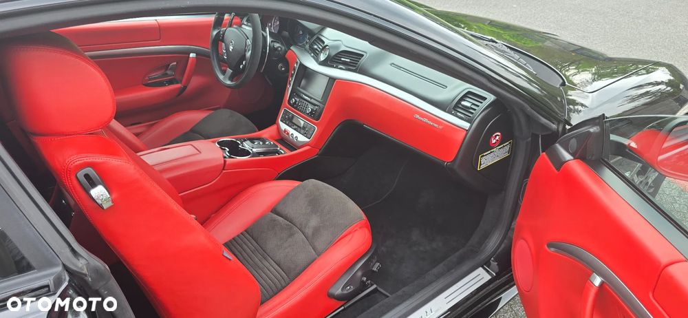 Maserati GranTurismo S Automatik - 8
