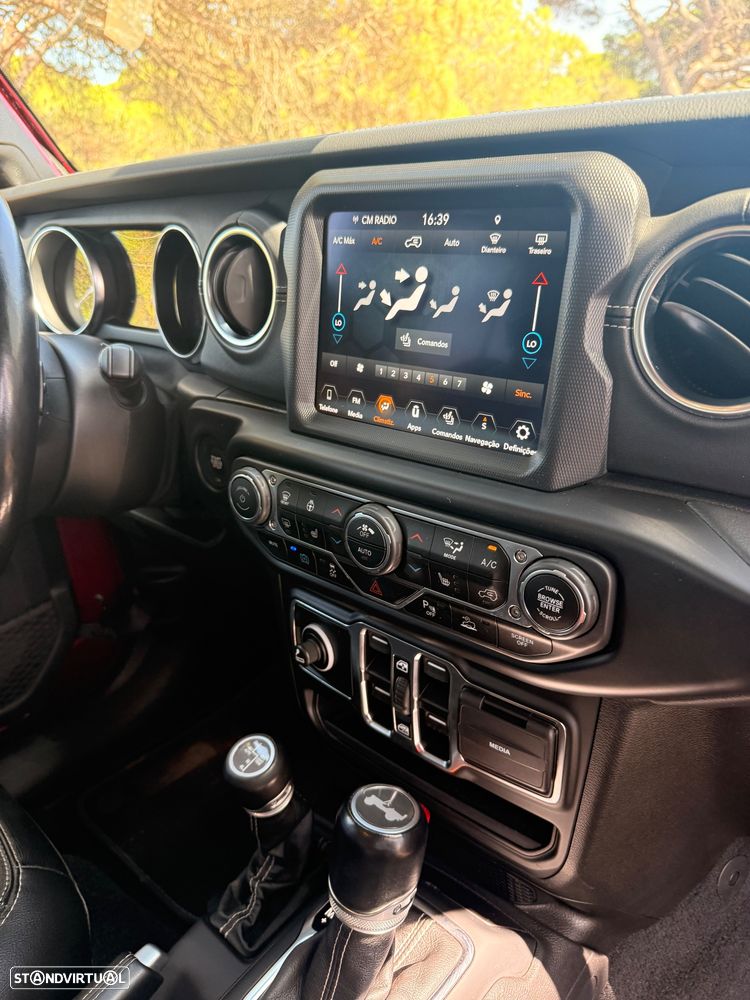 Jeep Wrangler Unlimited 2.0 TG 4xe 80º Aniversário - 12