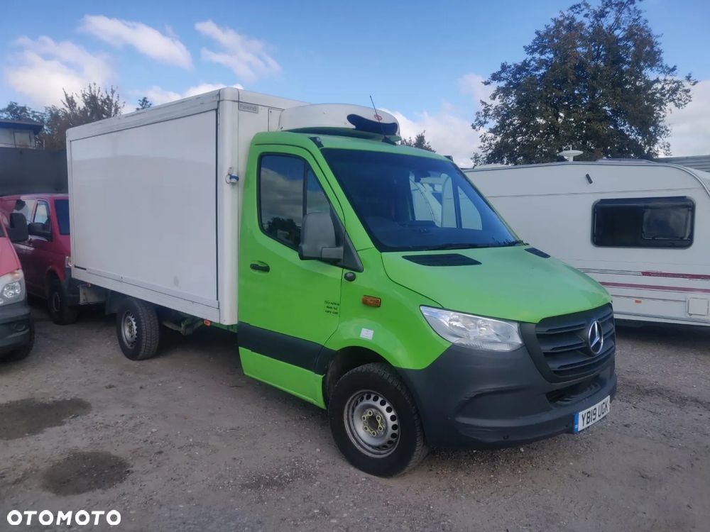 Mercedes-Benz Sprinter - 38