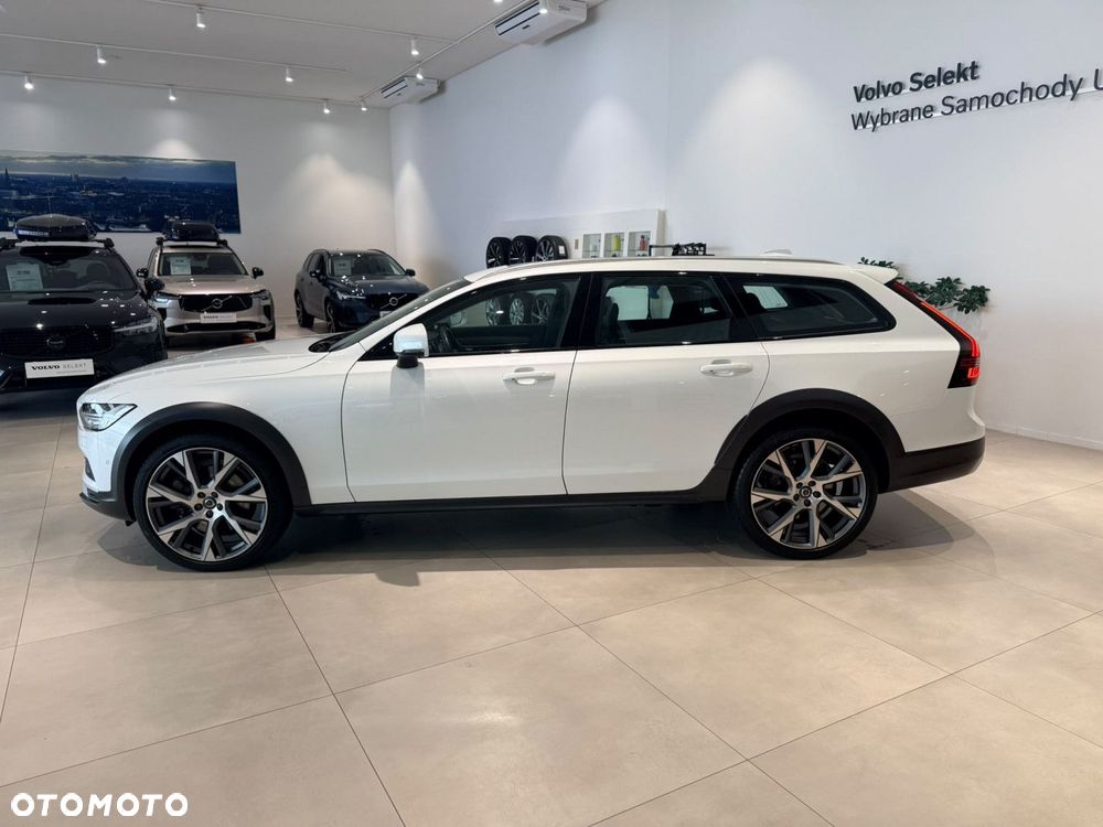 Volvo V90 Cross Country