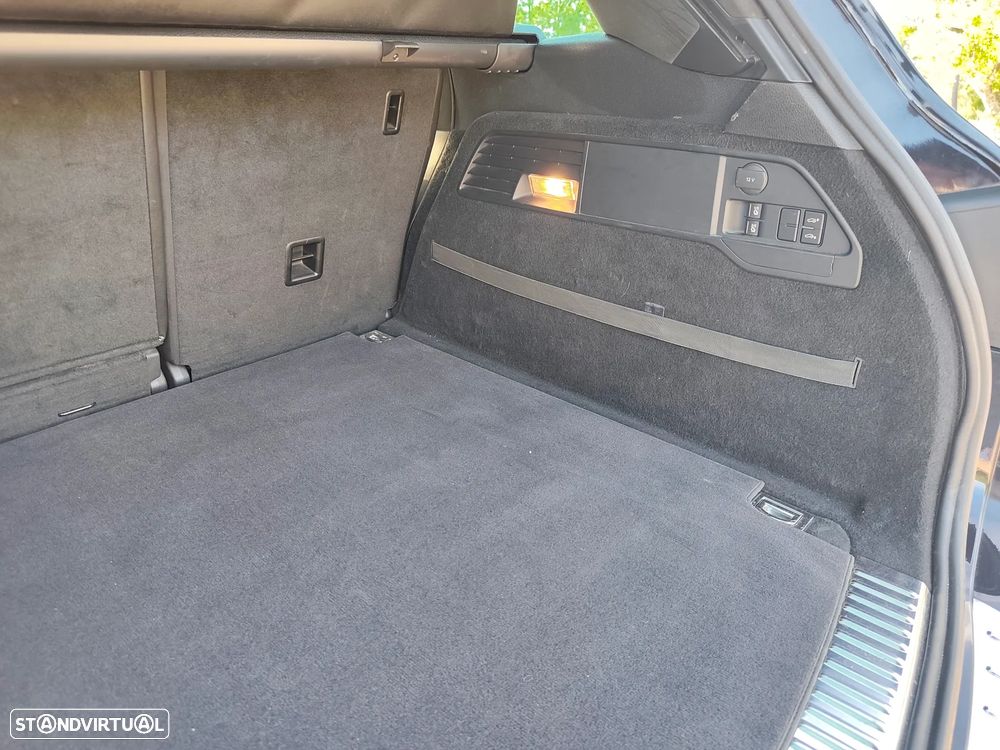 Volkswagen Touareg 3.0 TDI V6 Top Tiptronic — fotografia 14