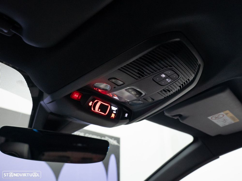 Peugeot 3008 1.6 Hybrid4 GT e-EAT8 - 37