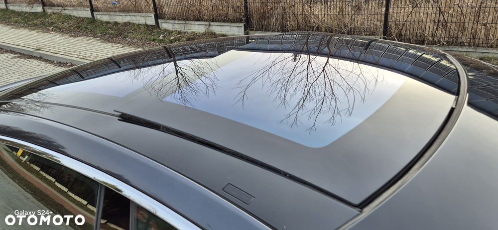 Tesla Model S - 21