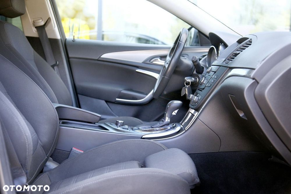 Opel Insignia 2.0 Turbo Automatik Cosmo - 14