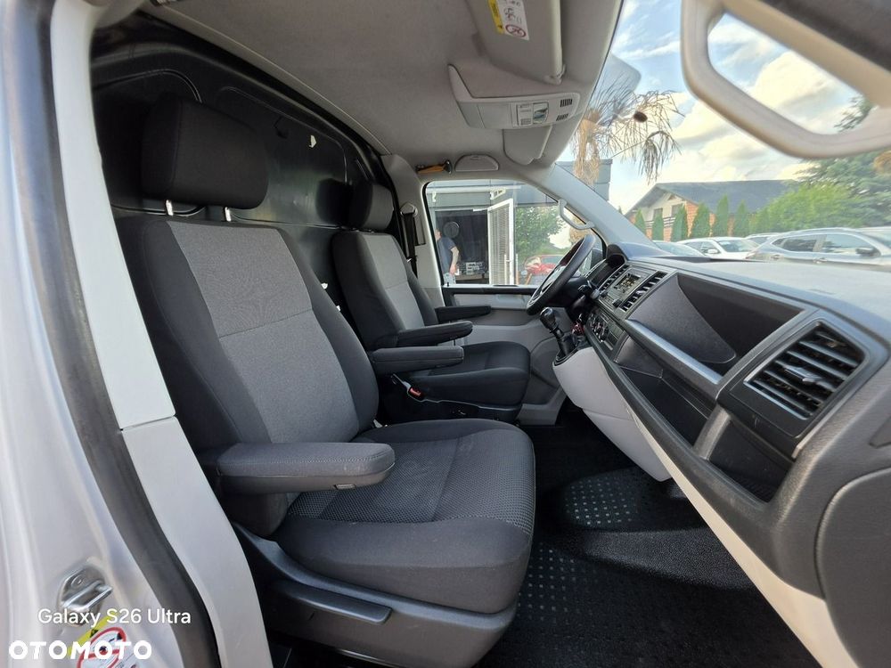 Volkswagen Transporter - 33