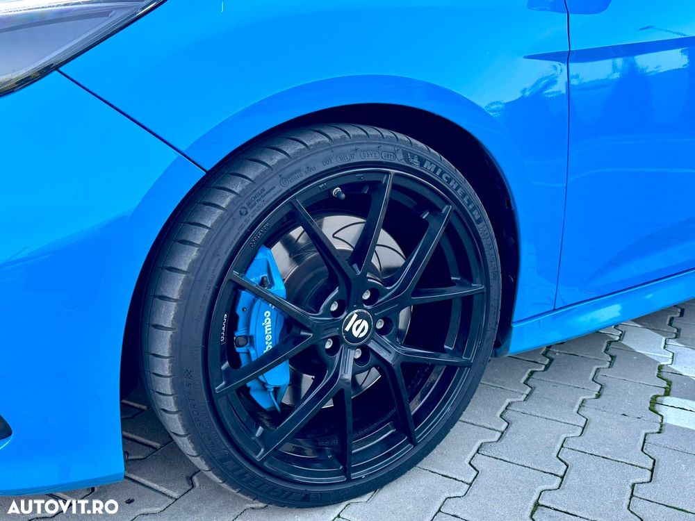 Ford Focus RS - 8