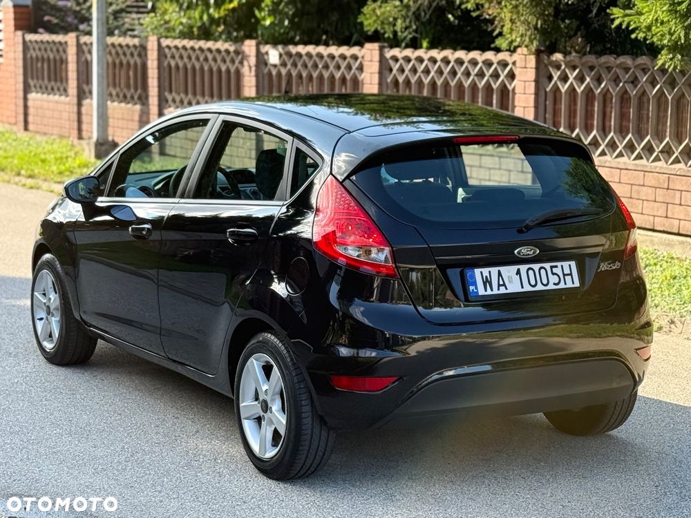 Ford Fiesta 1.25 Ambiente - 10