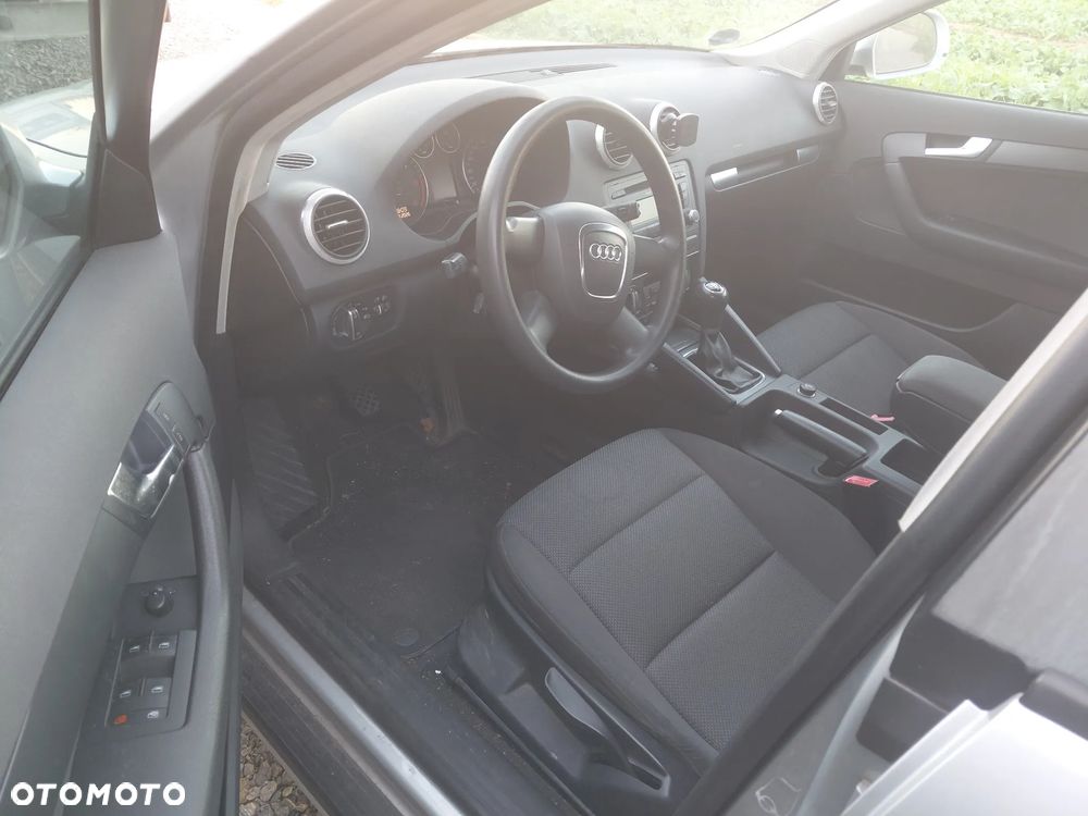 Audi A3 Sportback 2.0 TDI Attraction - 6