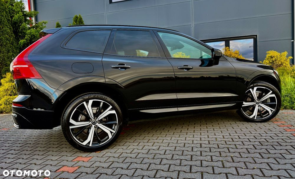 Volvo XC 60 B4 B Plus Dark - 5
