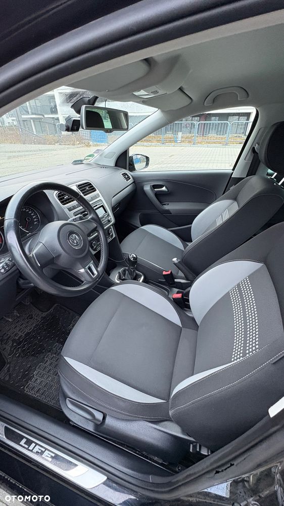 Volkswagen Polo - 11