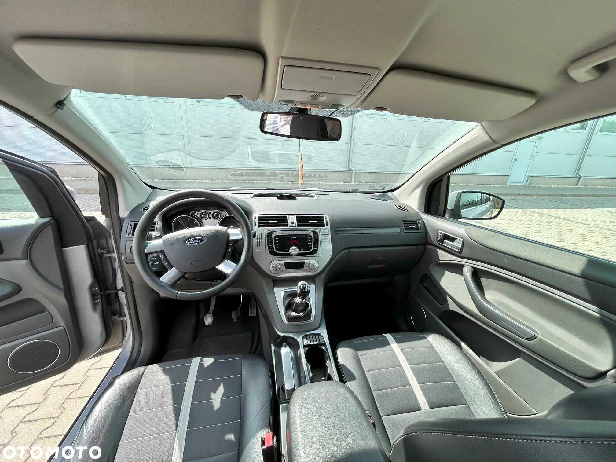 Ford Kuga - 14