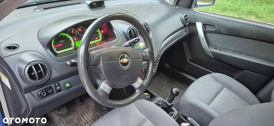 Chevrolet Aveo 1.2 16V Base - 6