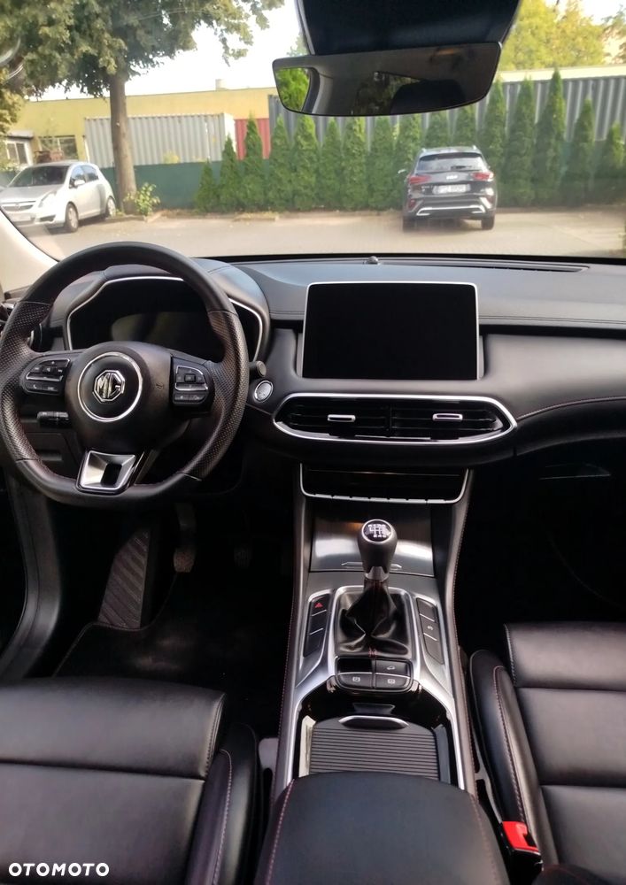 MG HS 1.5 T-GDI Excite - 12
