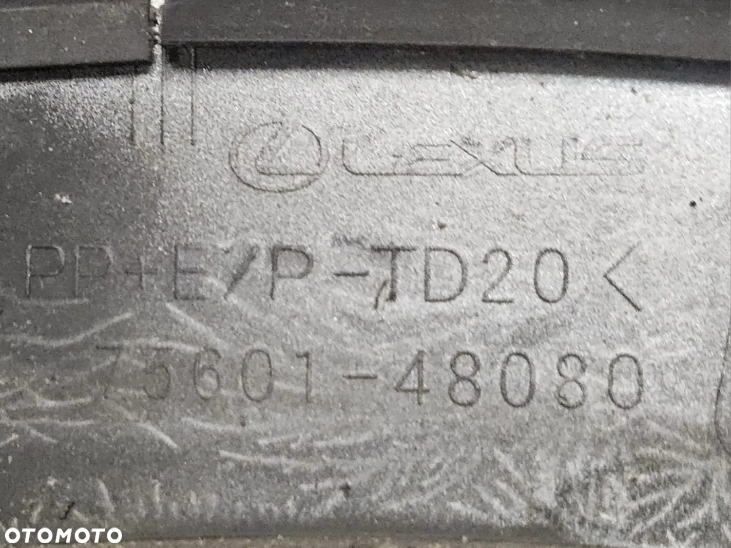 LISTWA BŁOTNIKA PRAWY PRZÓD LEXUS RX V RX350H RX450H+ RX500H 75601-48080 - 2