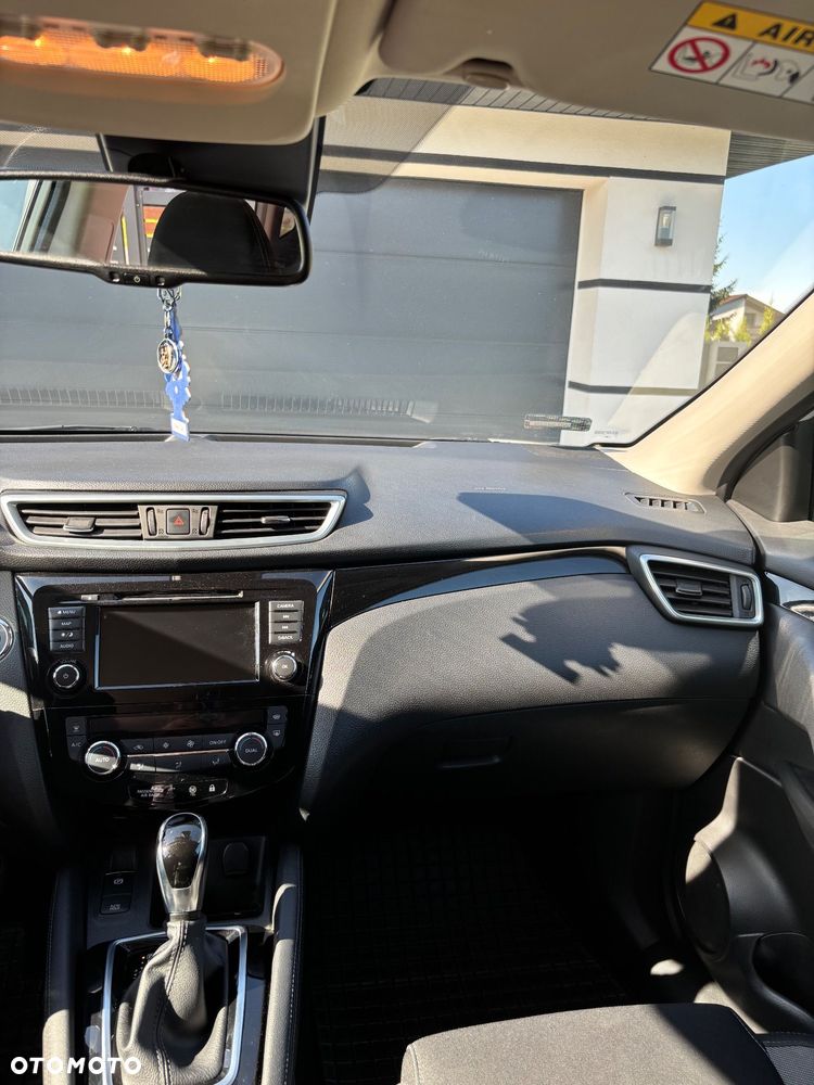 Nissan Qashqai 1.3 DIG-T N-Connecta DCT - 3