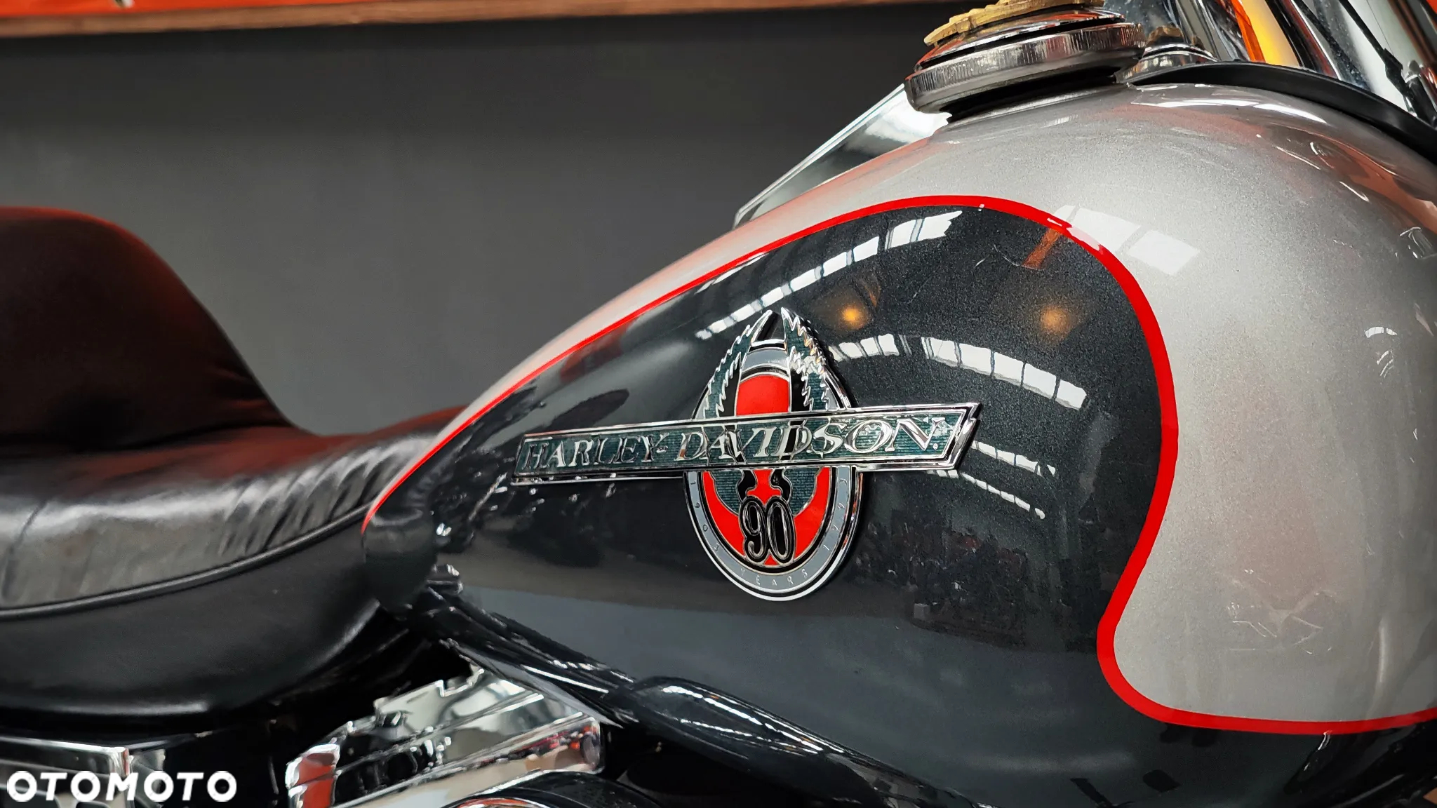 Harley-Davidson Dyna Wide Glide - 16
