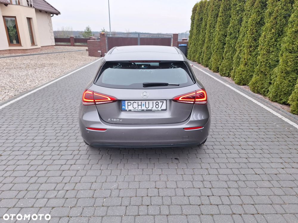 Mercedes-Benz Klasa A 180 d 7G-DCT - 4
