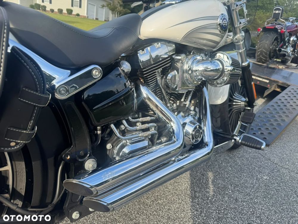 Harley-Davidson FXSB Breakout - 19