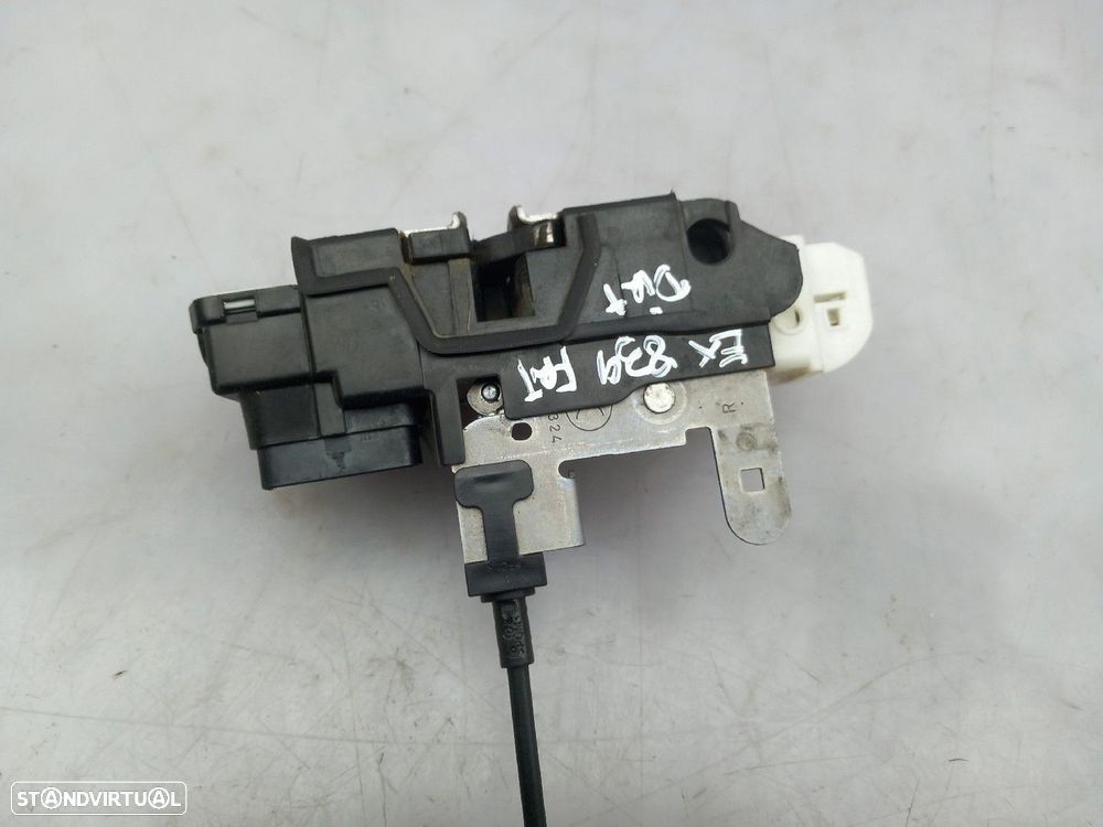 Fechadura / fecho porta frente direito VOLVO V40 Hatchback - 3