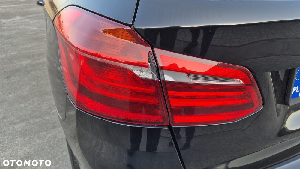 BMW Seria 2 218d - 4