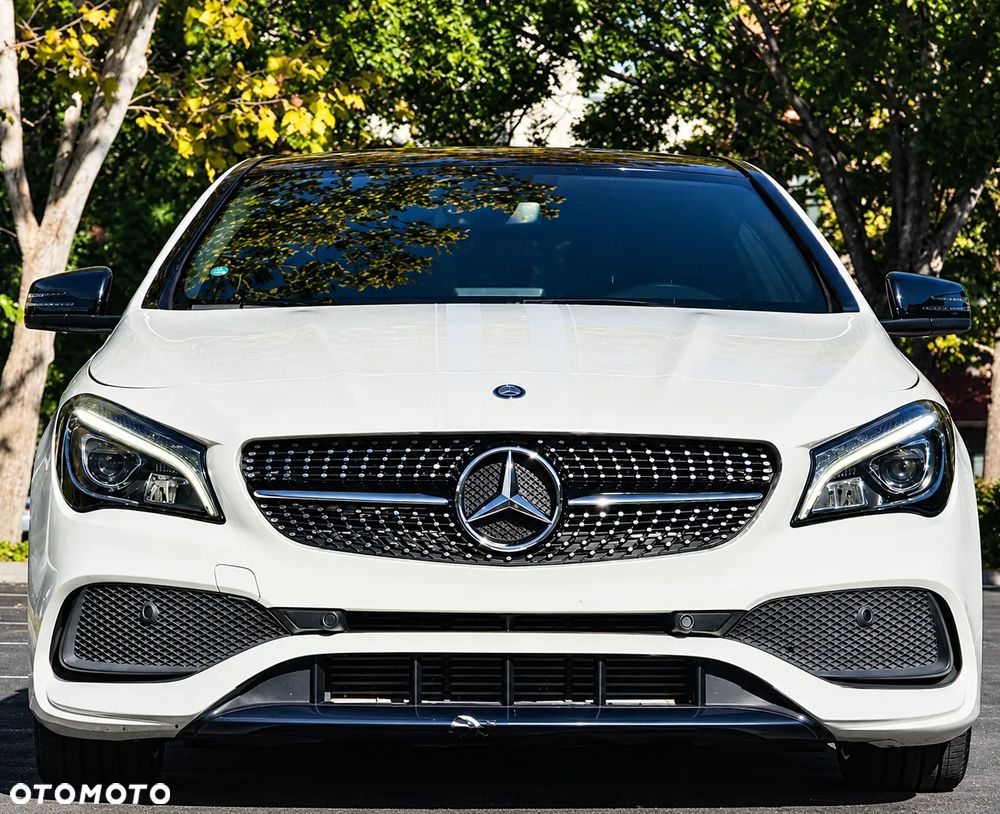 Mercedes-Benz CLA 250 4Matic 7G-DCT AMG Line - 2