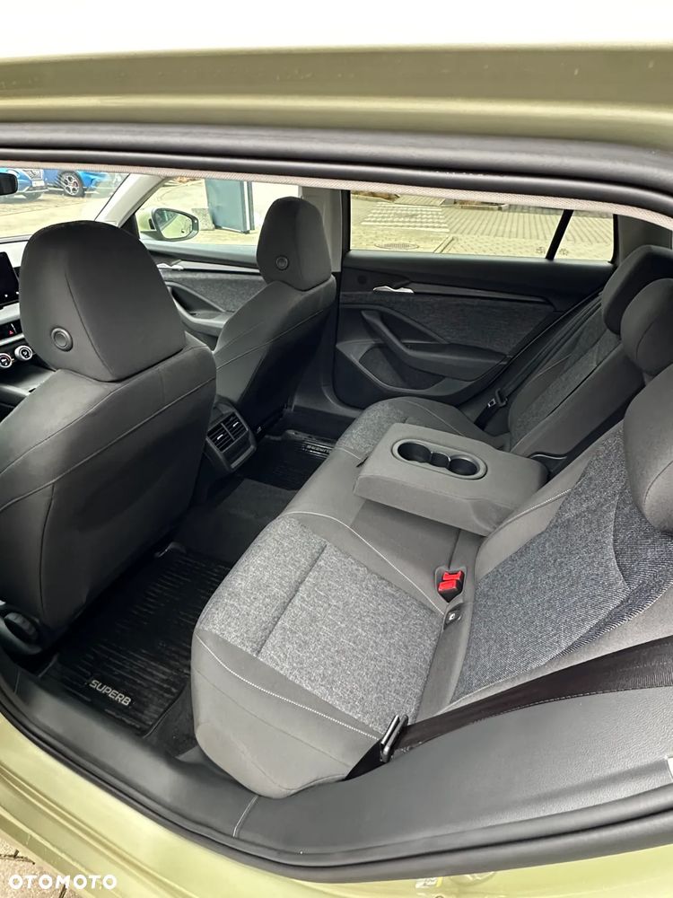 Skoda Superb 1.5 TSI Ambition DSG - 12