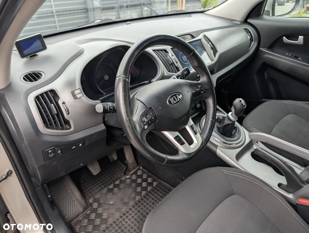 Kia Sportage 1.6 GDI L 2WD - 19