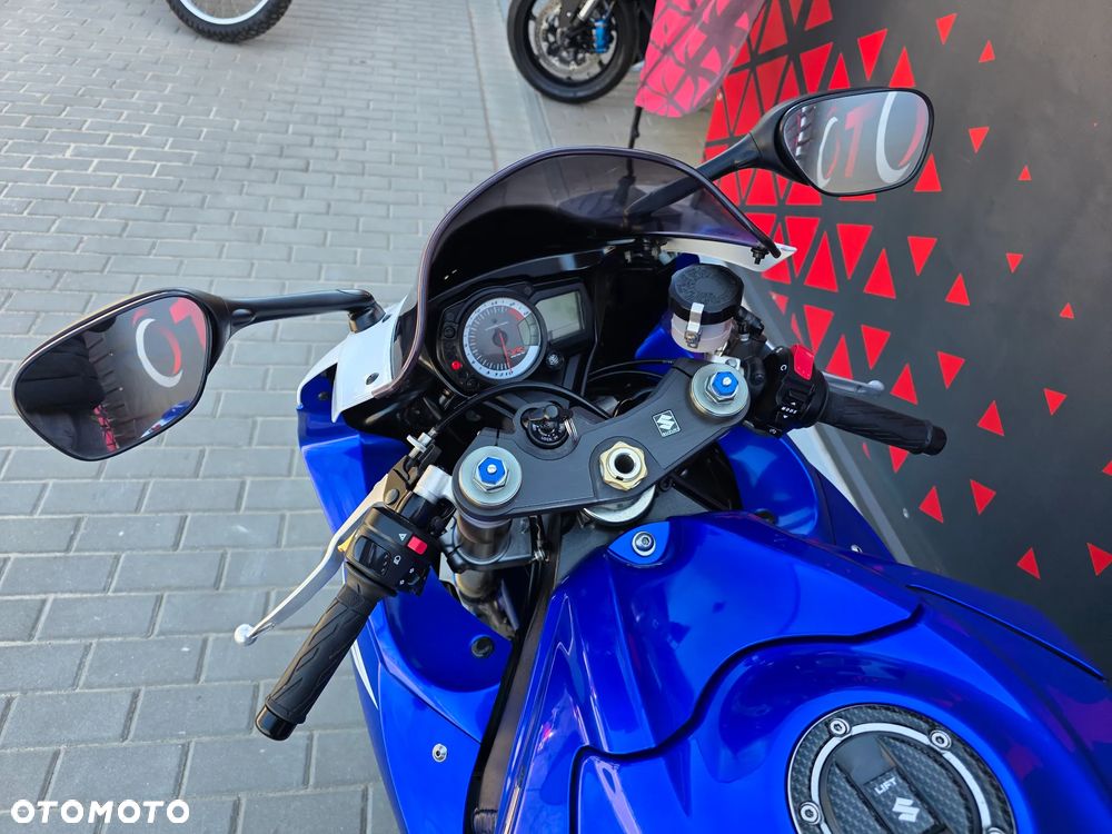 Suzuki GSX-R - 8