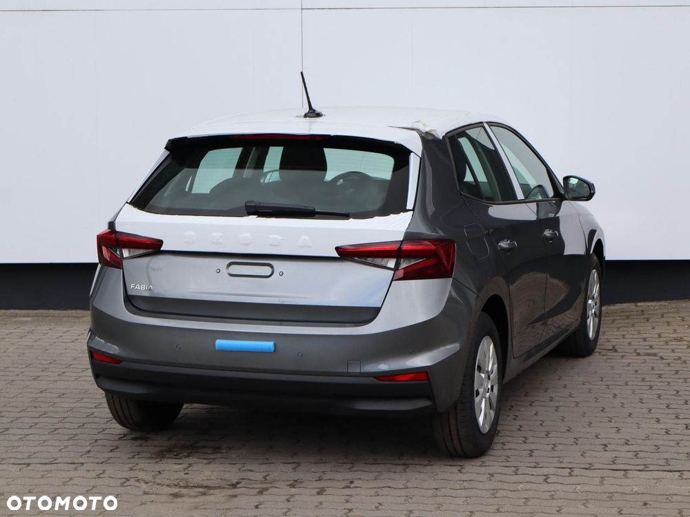 Skoda Fabia - 3