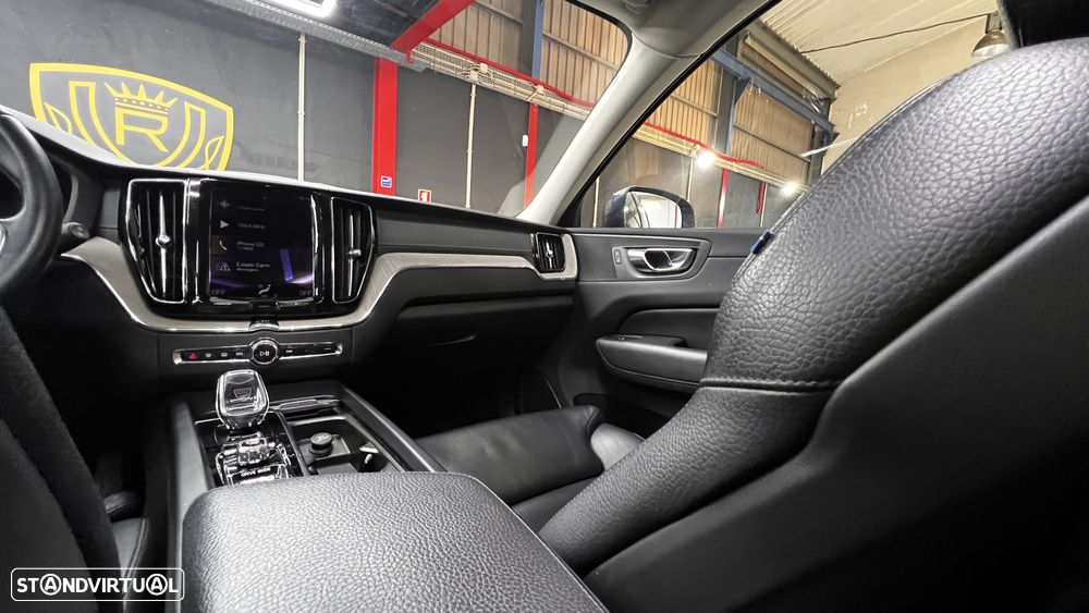 Volvo XC 60 2.0 T6 PHEV Inscription Expression AWD - 33