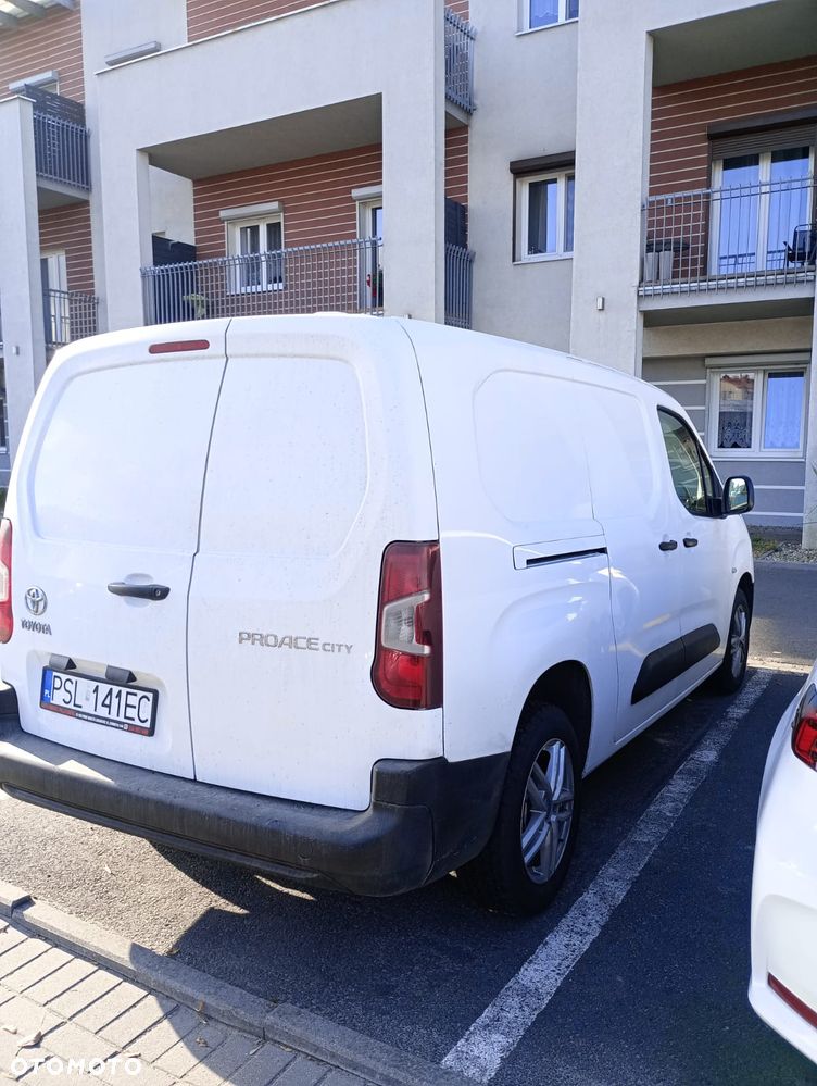 Toyota Proace city - 8