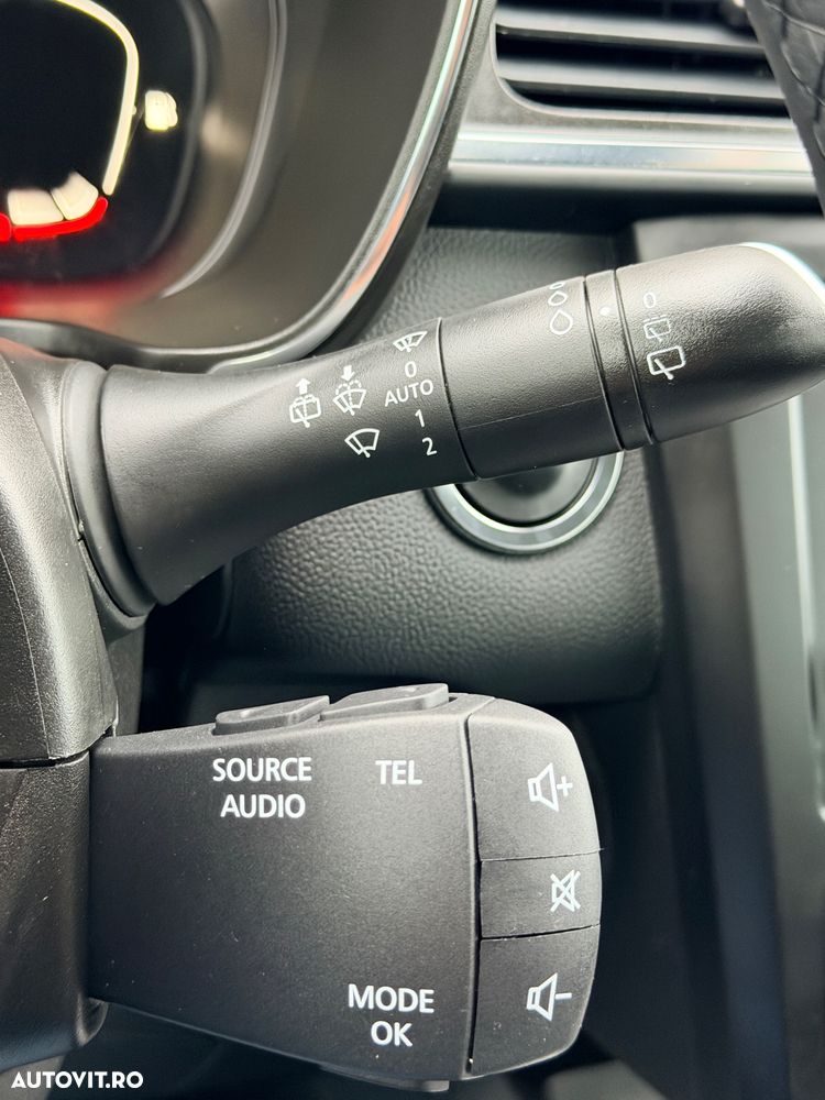 Renault Kadjar Energy dCi 110 LIMITED - 32