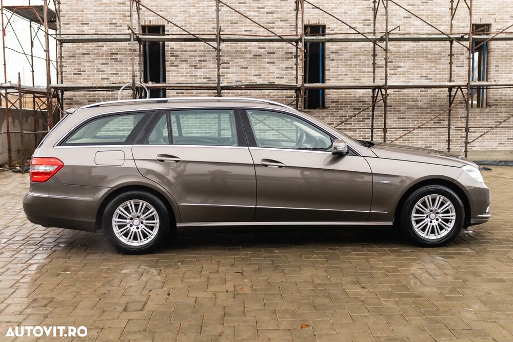 Mercedes-Benz E 250 T CDI DPF BlueEFFICIENCY Automatik Elegance - 12