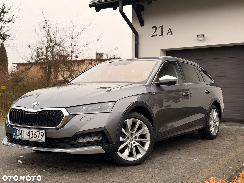 Skoda Octavia 2.0 TSI 4x4 Scout DSG - 1