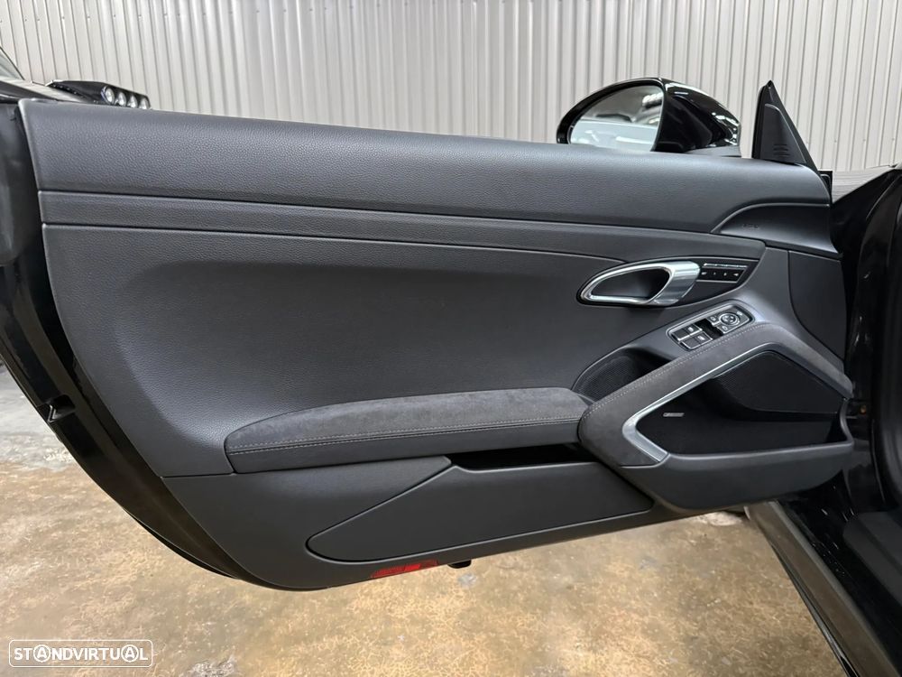 Porsche 718 Boxster GTS PDK - 35