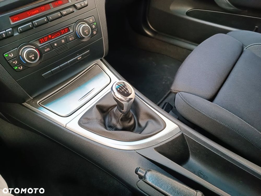 BMW Seria 1 118d DPF Edition Lifestyle - 18