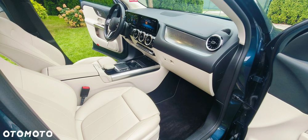 Mercedes-Benz GLA 250 4-Matic Style - 26