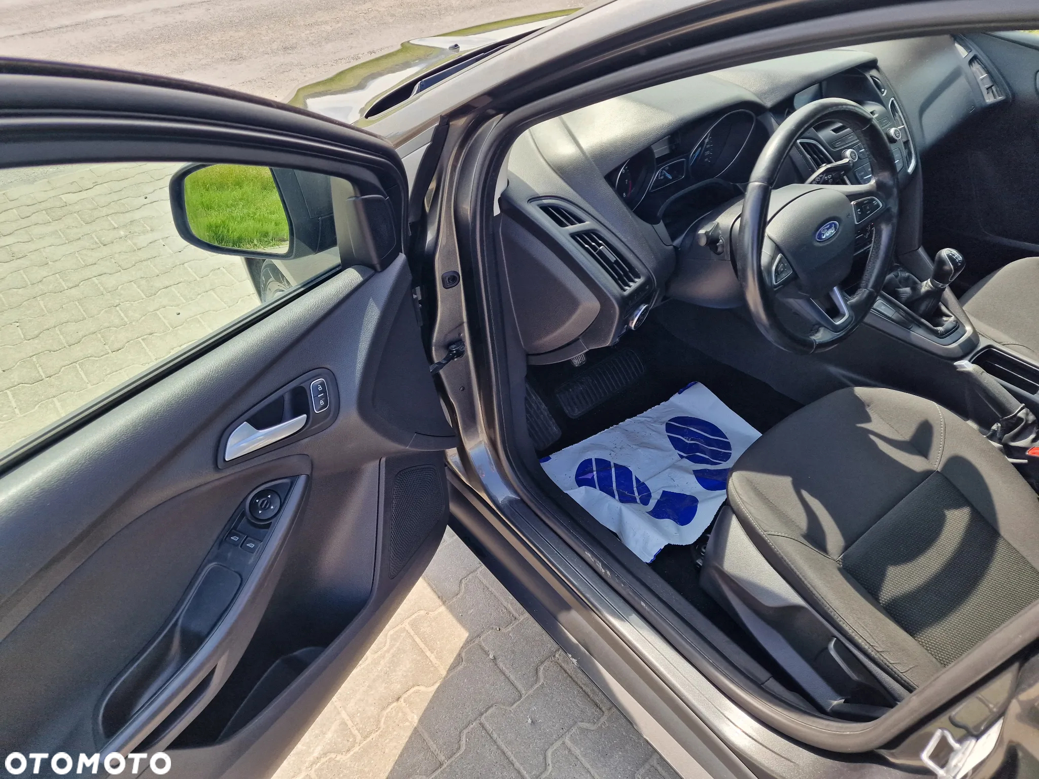 Ford Focus 1.0 EcoBoost Trend Edition - 16