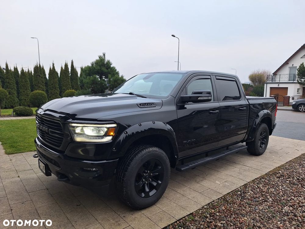 RAM 1500 Crew Cab Shortbed Bighorn - 8