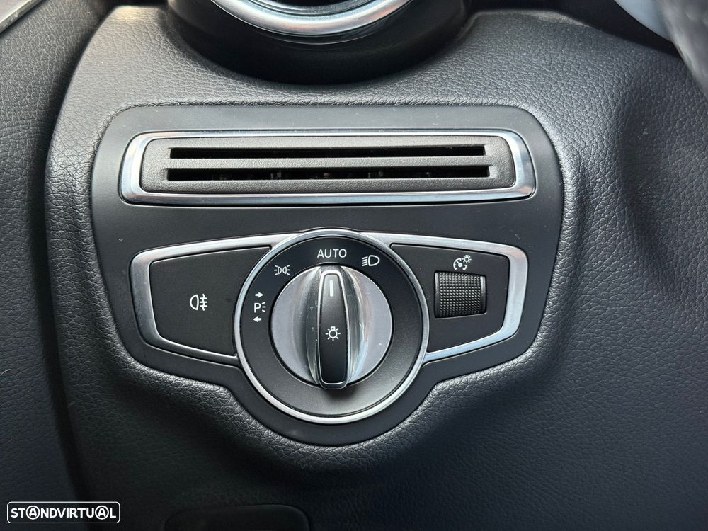 Mercedes-Benz C 200 Station 9G-TRONIC AMG Line - 24