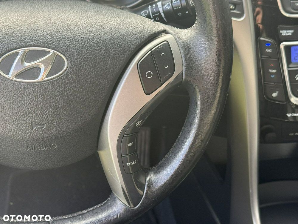 Hyundai i30 - 18