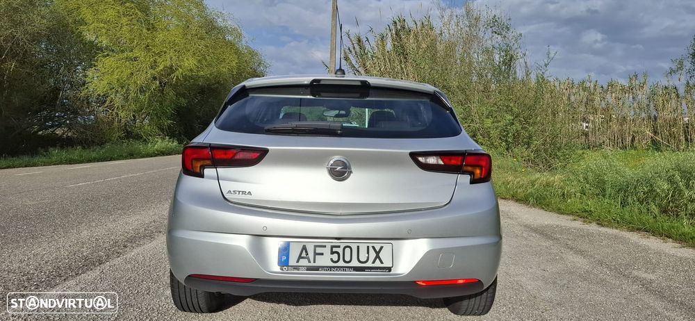Opel Astra - 2