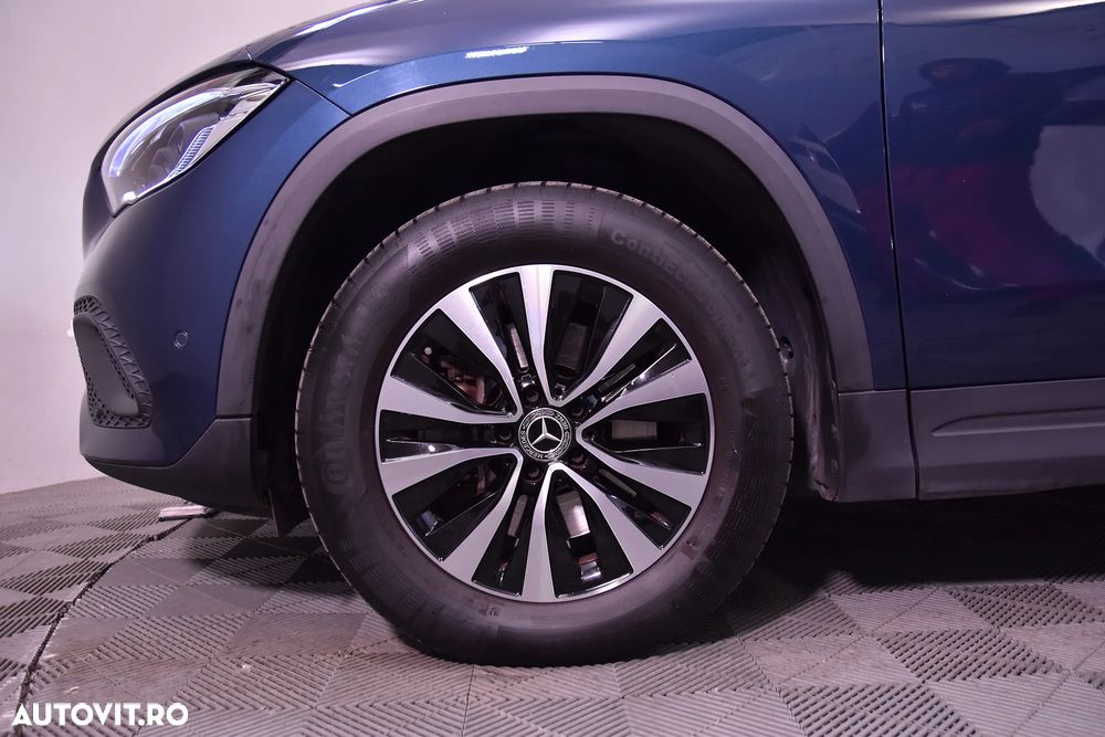 Mercedes-Benz GLA 250 e - 13