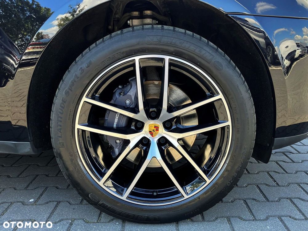 Porsche Macan - 10