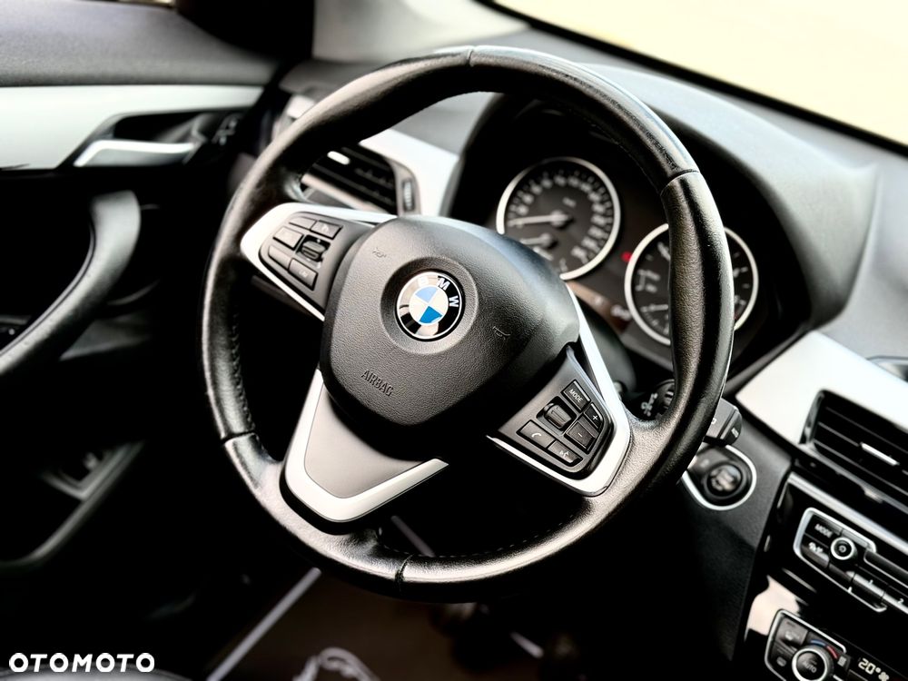 BMW X1 sDrive16d Sport Line - 34