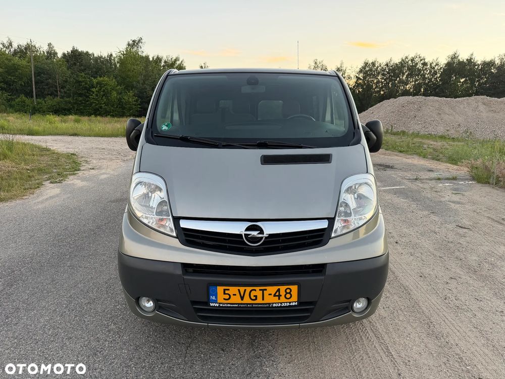 Opel VIVARO*L2H1*klima*2.5 150KM*blaszak*dużo zdjec*ładne auto - 9